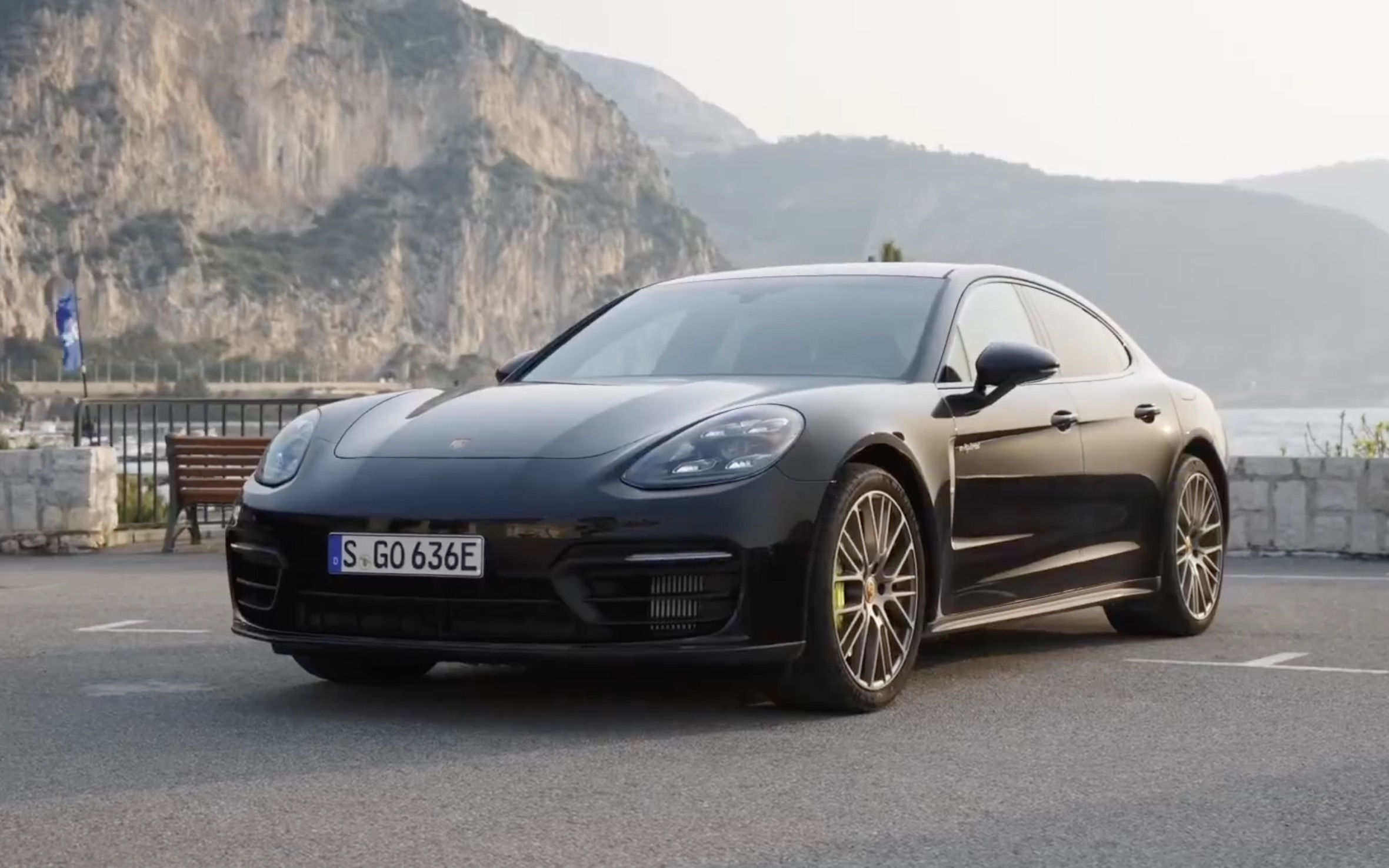 2023保时捷panamera 4e混合动力-快速豪华宇宙飞船