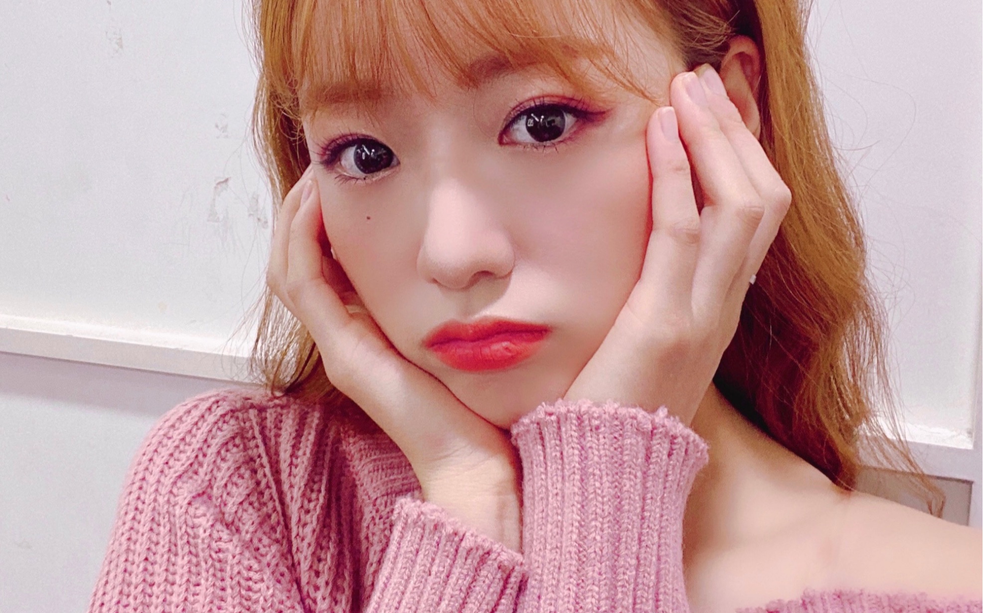 活动  【apink尹普美】波密最近ins更新,确认过眼神是我的宝藏女孩没