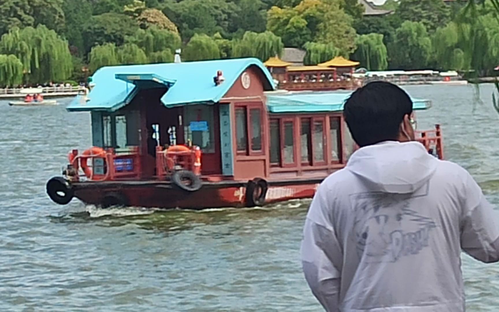 济南大明湖观光船POV——(稼轩祠→历下亭→铁公祠)哔哩哔哩bilibili