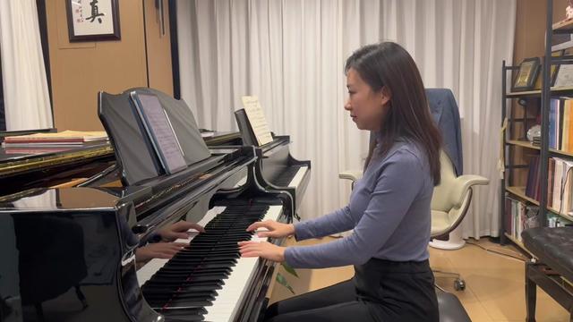 [图]上课录像 莫扎特K331奏鸣曲第一乐章       @钢琴演奏 潘山荻 车尔尼599示范与教学