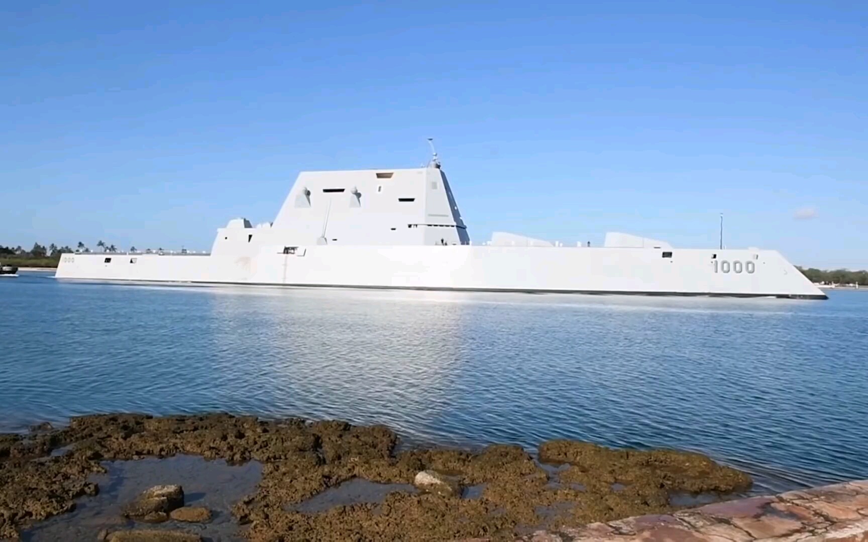 【1080p60】近距离接触"最强"ddg-1000驱逐舰_哔哩哔哩 (゜-゜)つロ