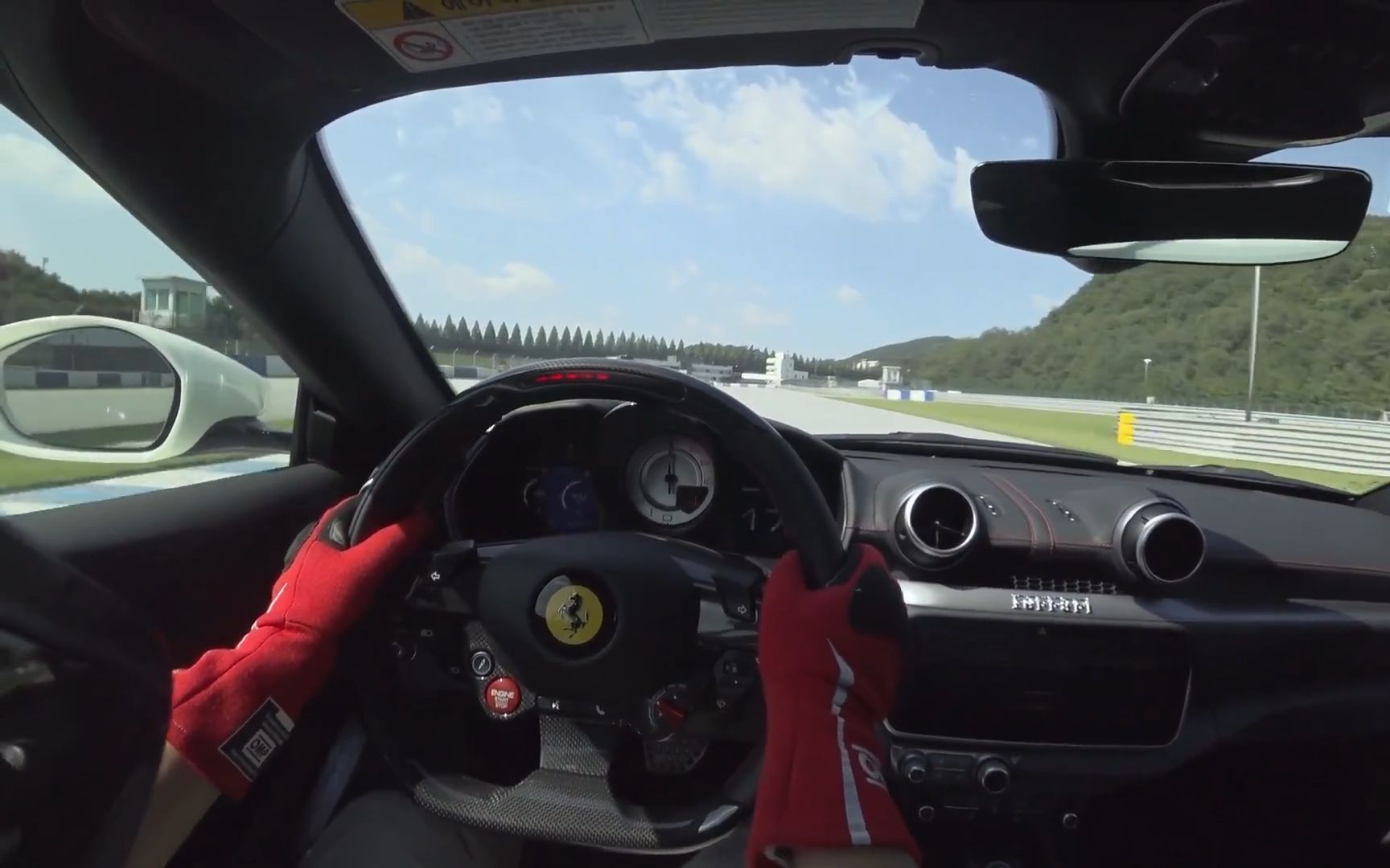 法拉利ferrari portofino 第一视角赛道驾驶