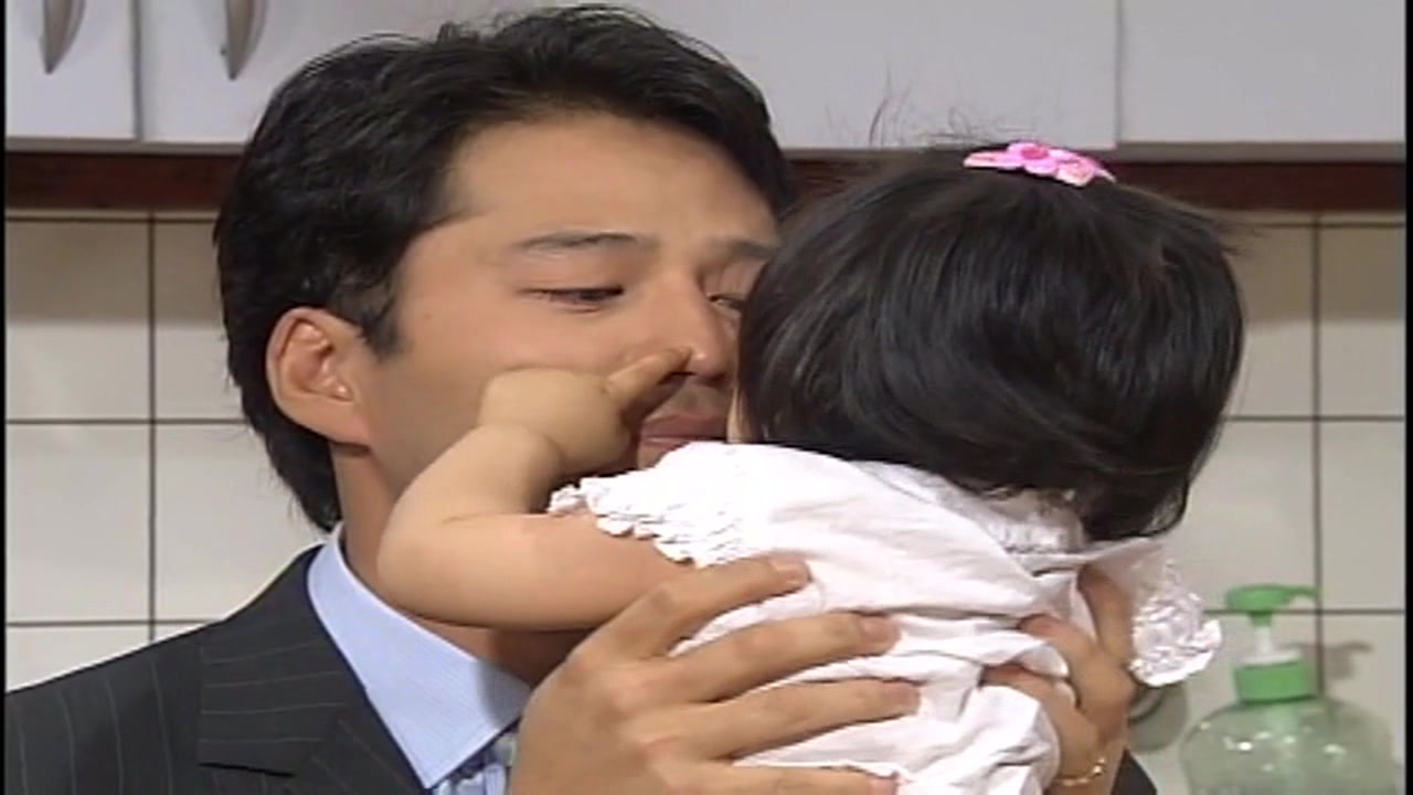 朱旺让雅俐瑛别让女儿忘了他,两个人瞬间满眶泪水