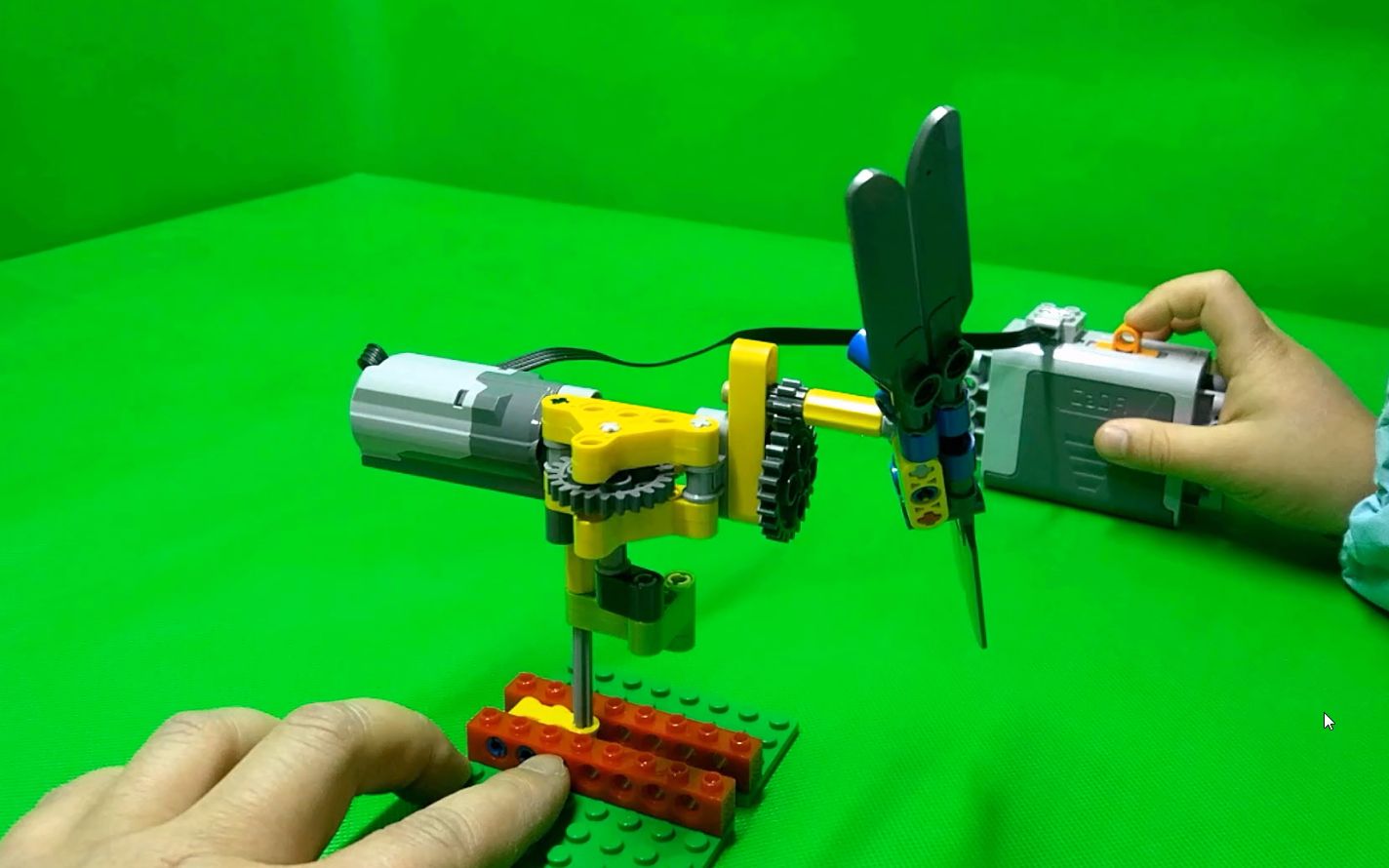 祺祺搭积木系列_摇头风扇#258_国产乐高动力组_五十川芳仁_亲子科技