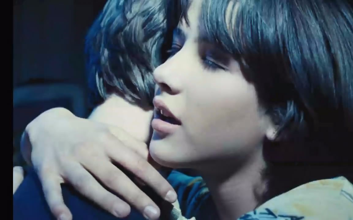 thefirstkiss苏菲玛索