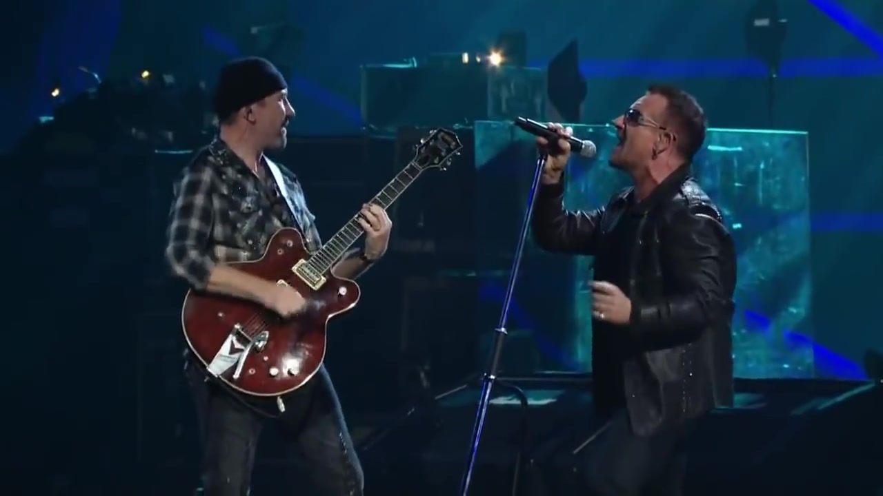 [图]U2乐队 - Magnificent - Live From Madison Square Garden