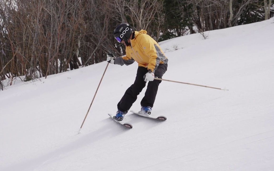 中文字幕双板滑雪从横滑降到小回转的练习