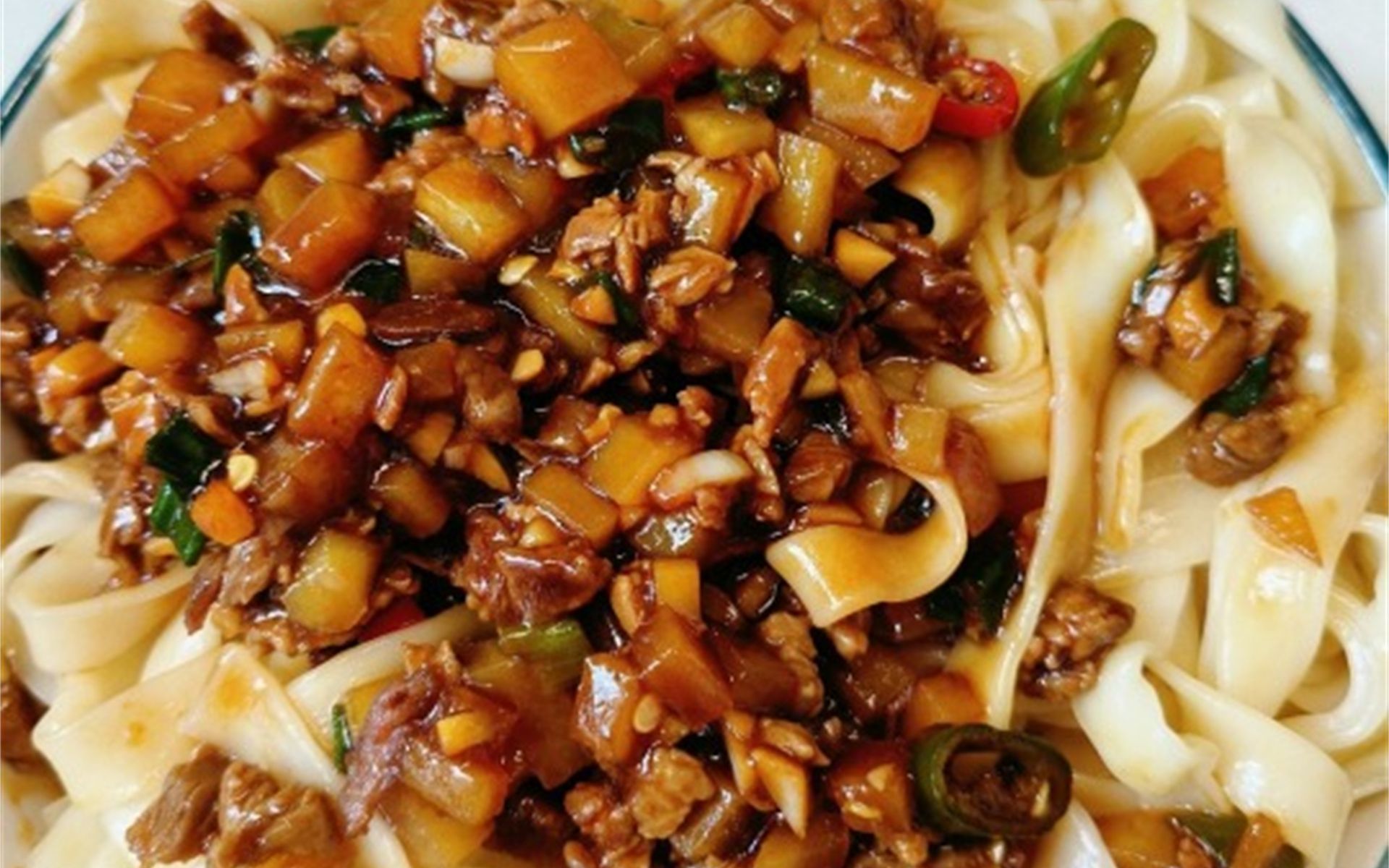 土豆牛肉打卤面,好吃到舔碗91