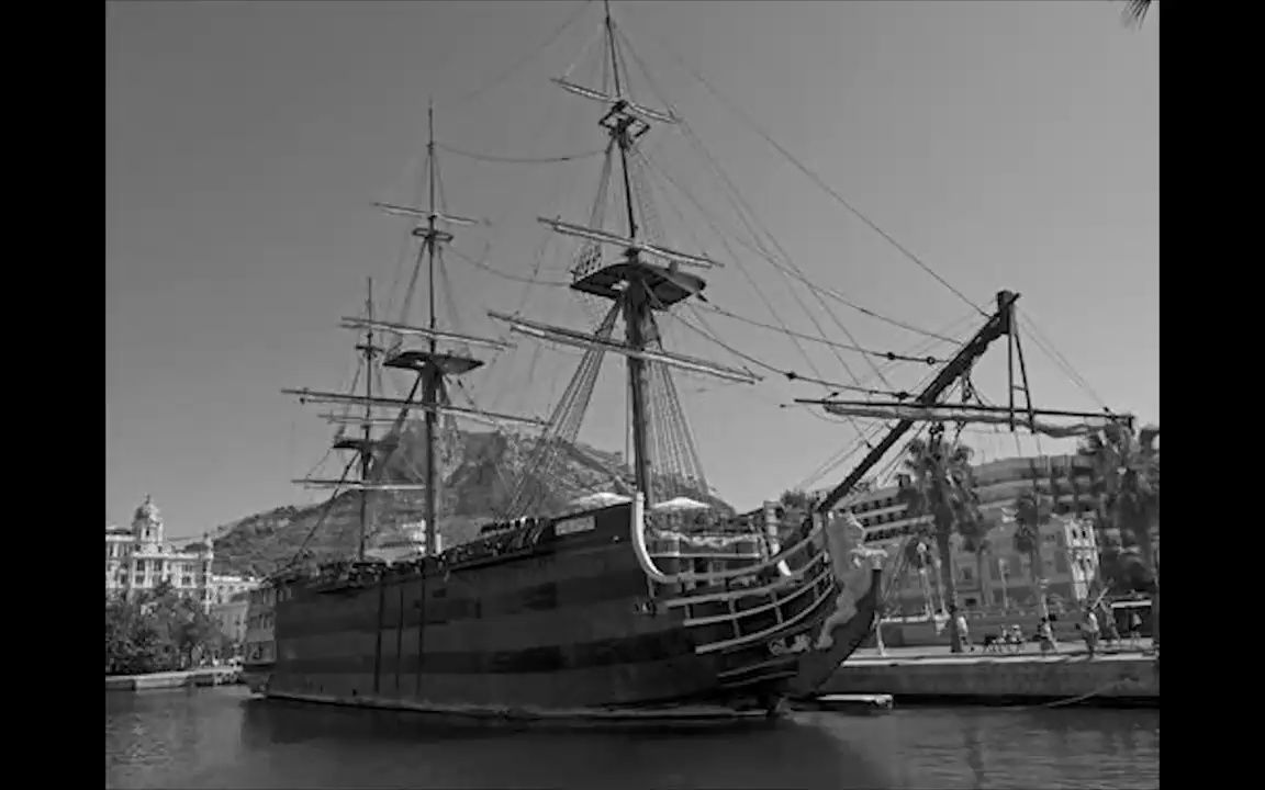 18世纪世界上最重装的战舰,当时唯一一艘四层炮甲板战舰