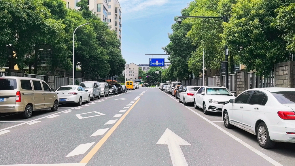 午间时光,临安阳光路等你来邂逅!