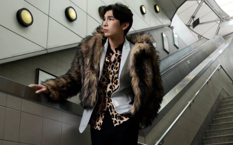 11.23 发布和wjmild一起上了下周的the wall song节目期待!