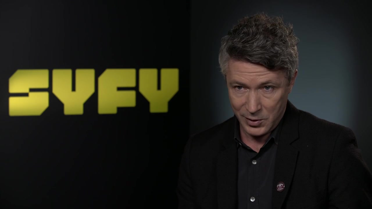 [图]Aidan Gillen on 'Project Blue Book' and 'Game of Thrones' predictions