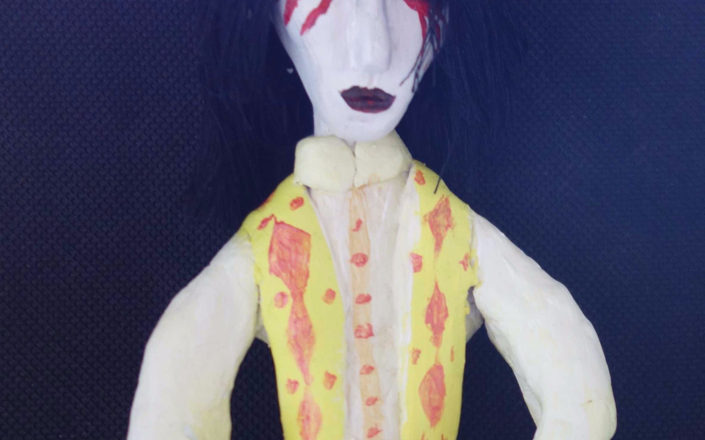 手工制作玛丽莲曼森人偶 那个沉迷于妙妙熊,变成了曼球的男人