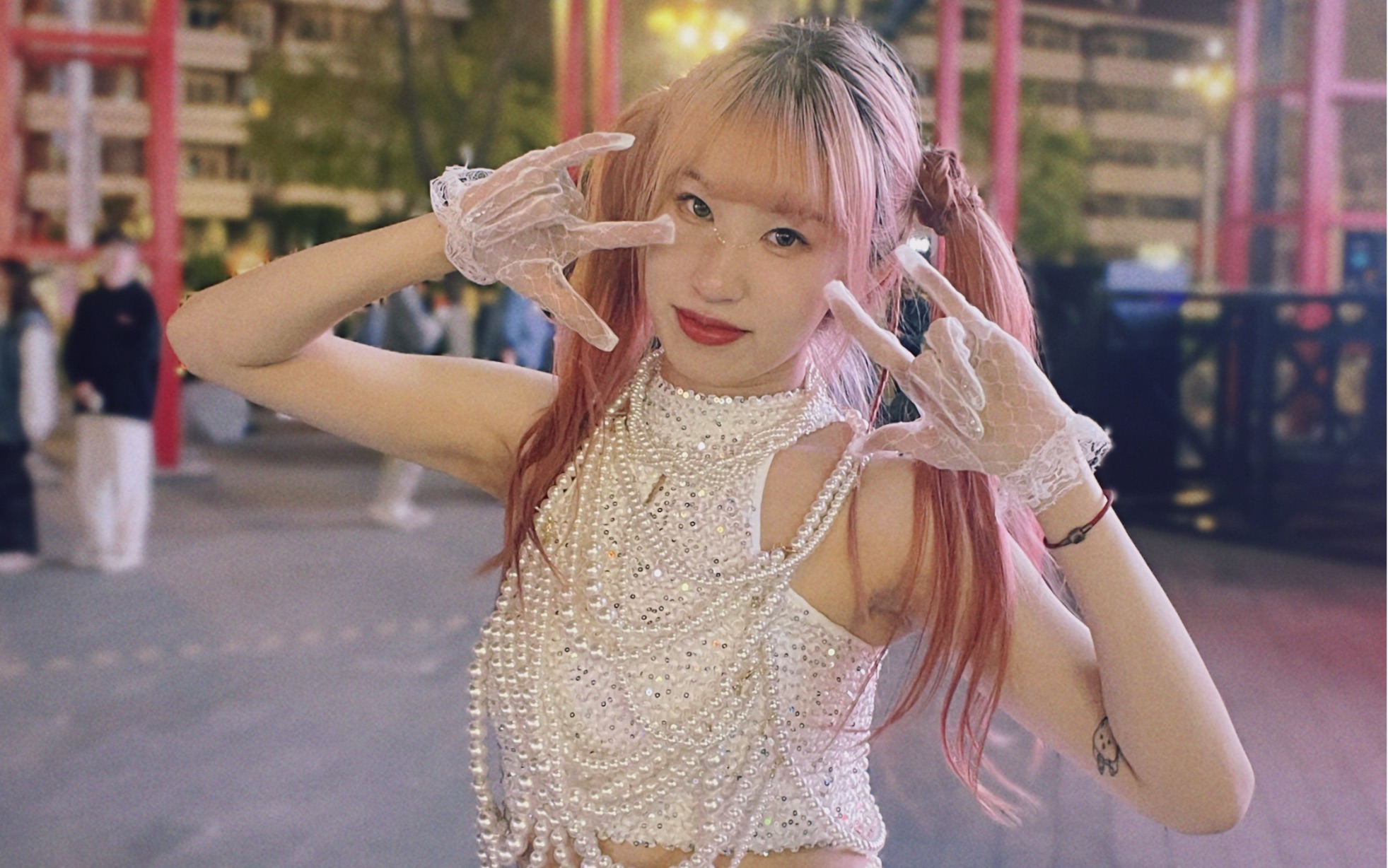 挑战全网最高还原度的jennie科切拉you&me舞台造型