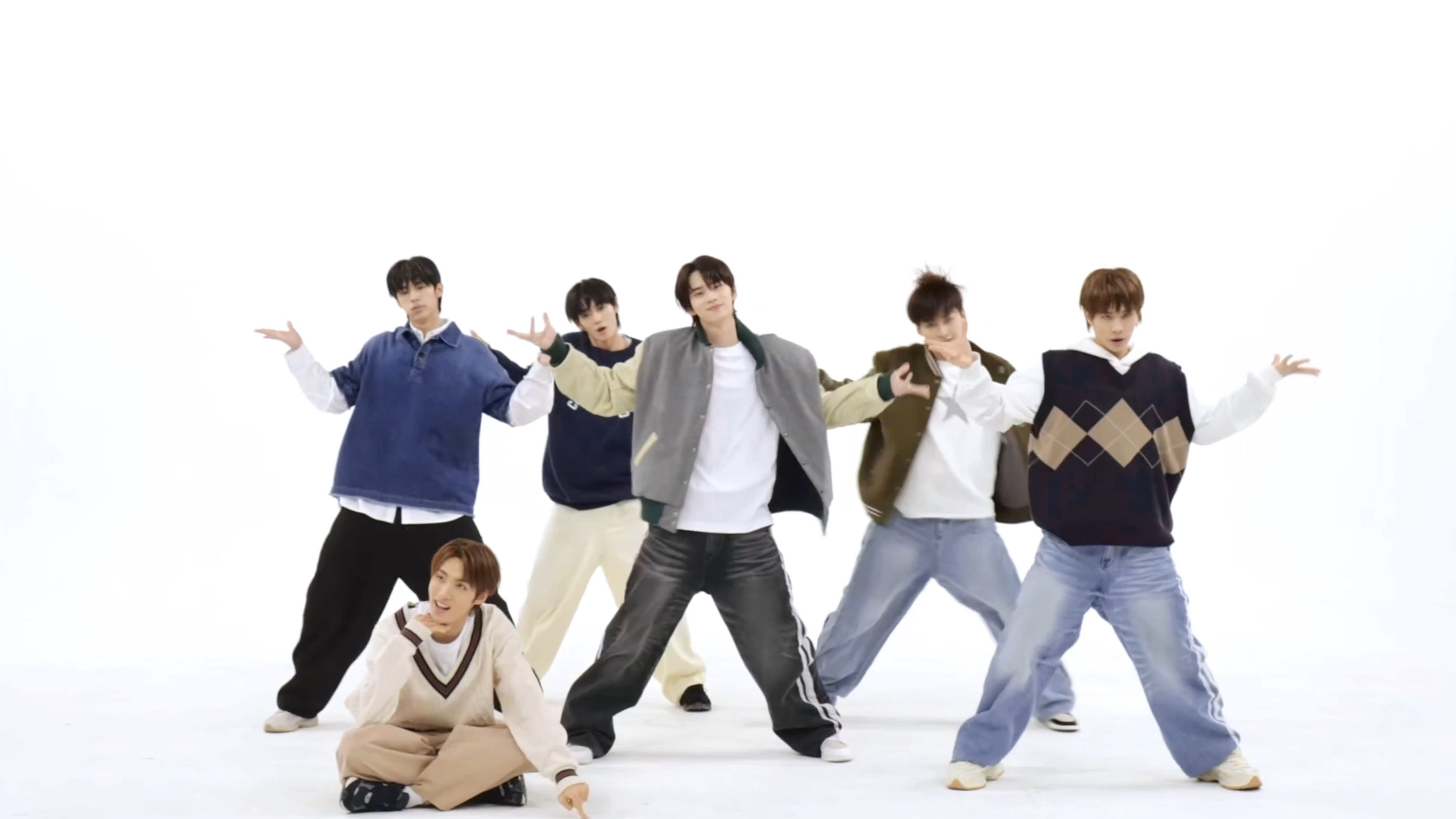 『4k镜面扒舞』新男团tws出道曲plot twist镜面放大周偶舞蹈直拍 加亮