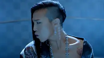 Video herunterladen: 【BIGBANG】FANTASTIC BABY MV