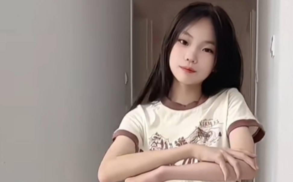 美丽温柔的张婉莹,罗智莹同学舞蹈训练