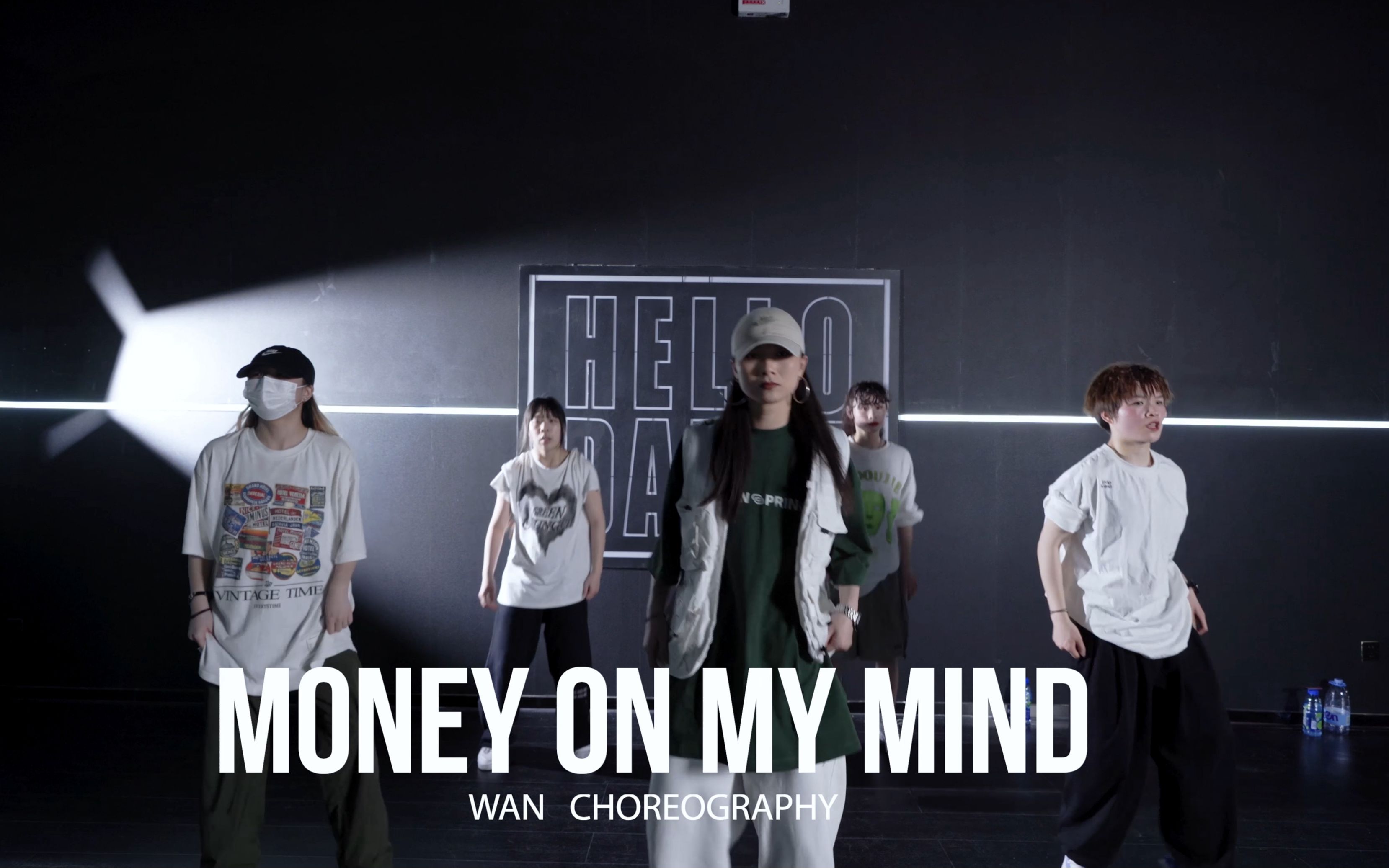 [图]【HELLODANCE课堂】万思茗- Money On My Mind