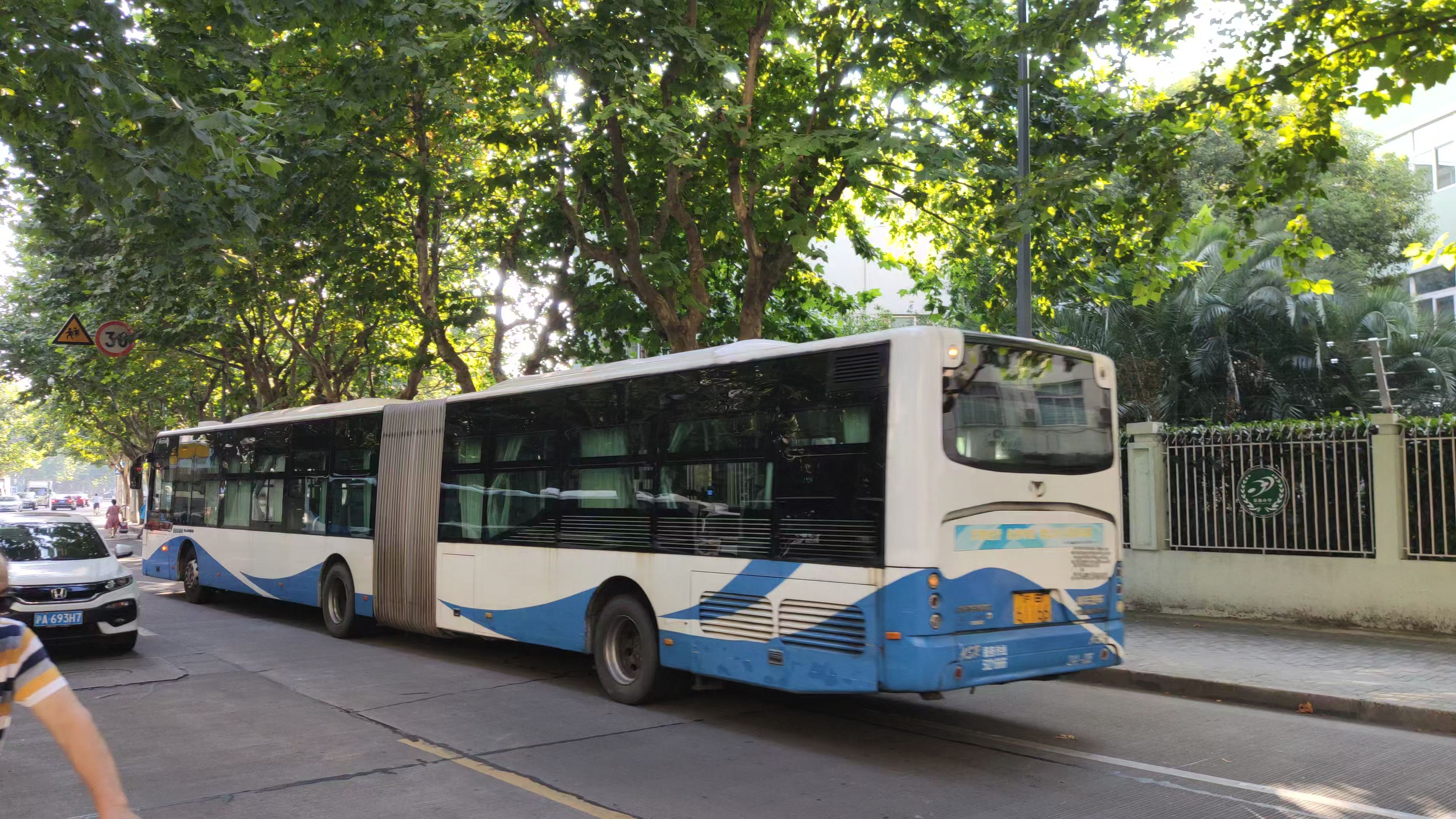 上海浦东杨高公交85路柴油巨龙车_哔哩哔哩 (゜-゜)つロ 干杯