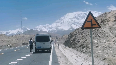 [图]新疆的大雪山