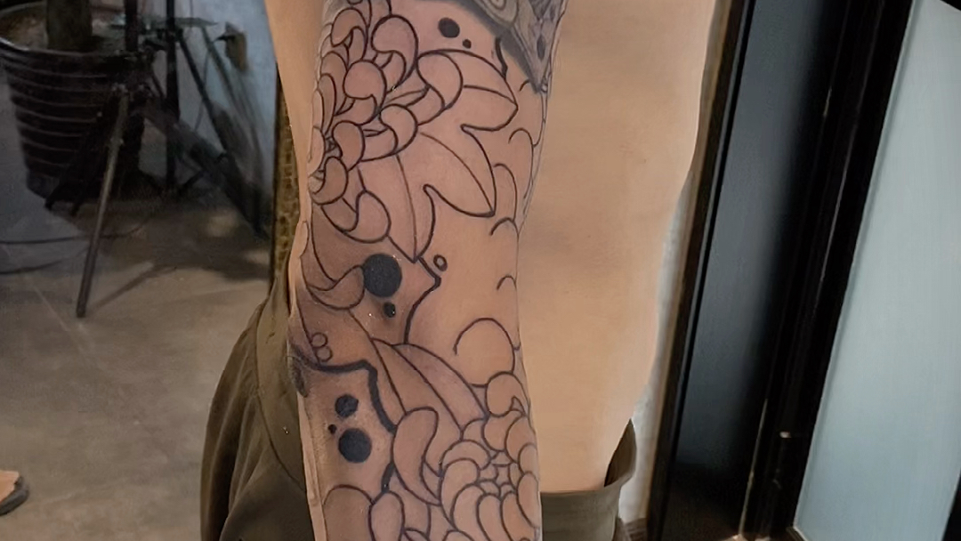 老传统花臂纹身