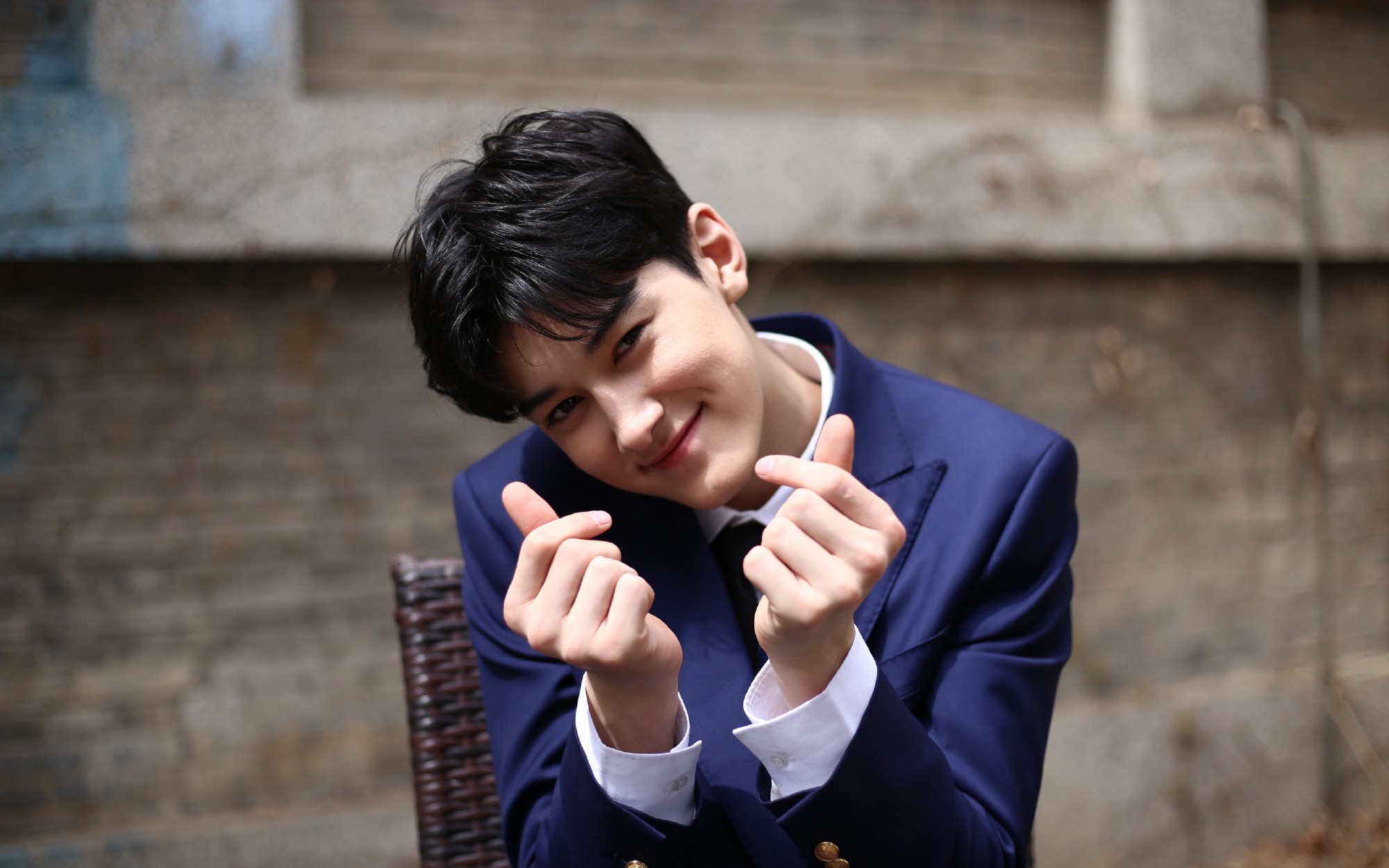 非正式会谈成明! ! !