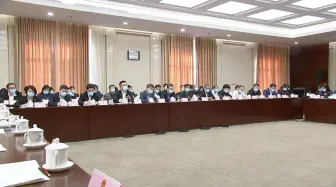 Download Video: 各抒己见，参加市两会的代表们认真履职积极建言