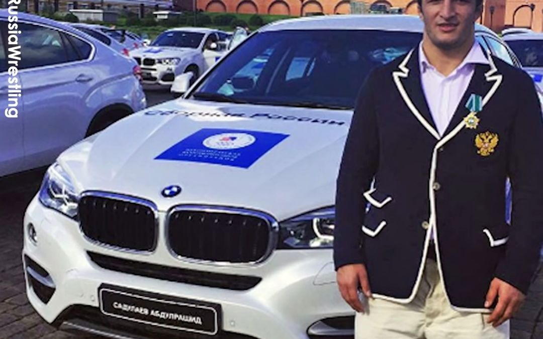 萨杜拉耶夫-名车收集者