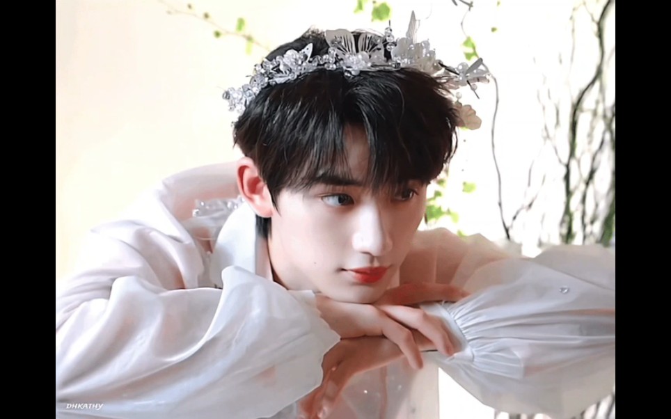 【丁程鑫个人颜值向】丁程鑫怎么能这么好看,好看得我失语.