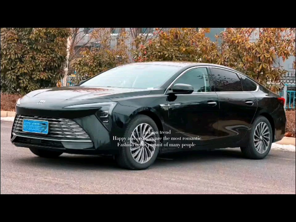 23年5月别克新君越 28t越尊版 2000公里准新车 全景天窗 座椅加热