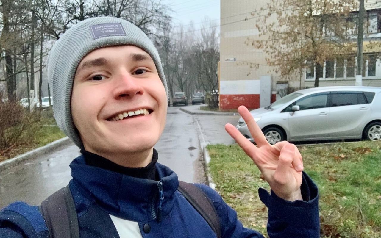 俄罗斯男子7分钟学会中文 || 人工智能,机器学习,神经网络和马拉松