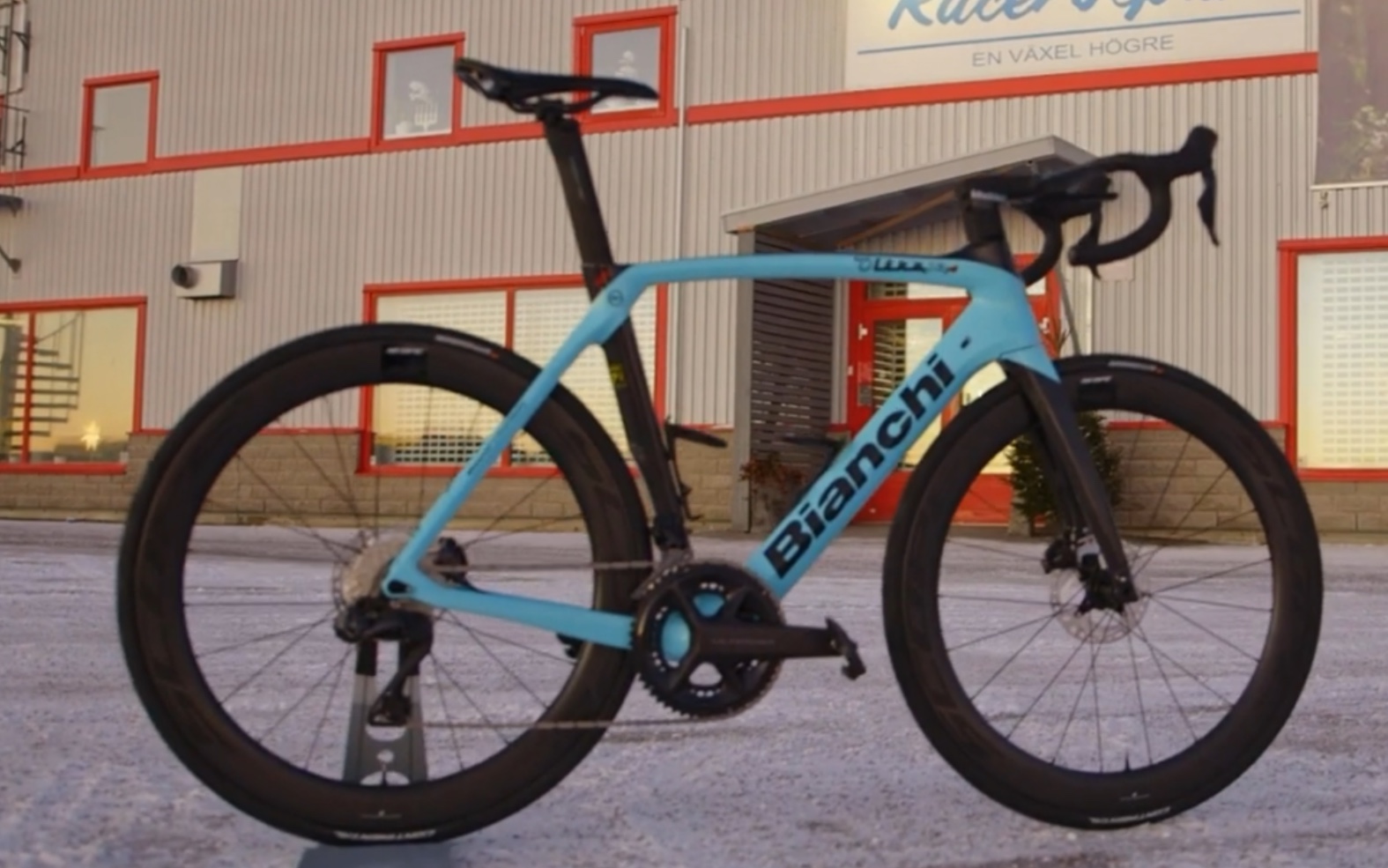 road bike-bianchi oltre xr4 公路車裝車視頻(2022.2.5)