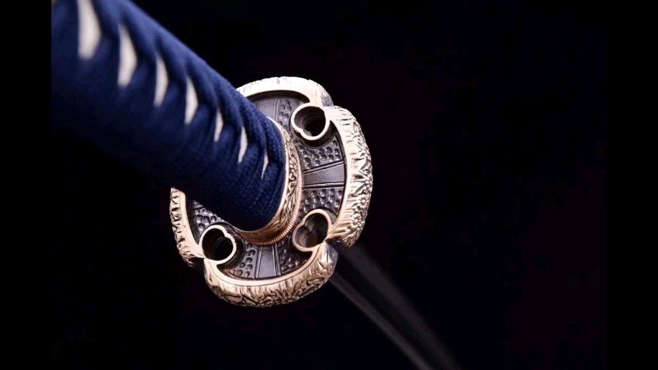 花纹钢烧刃十六瓣菊花太刀