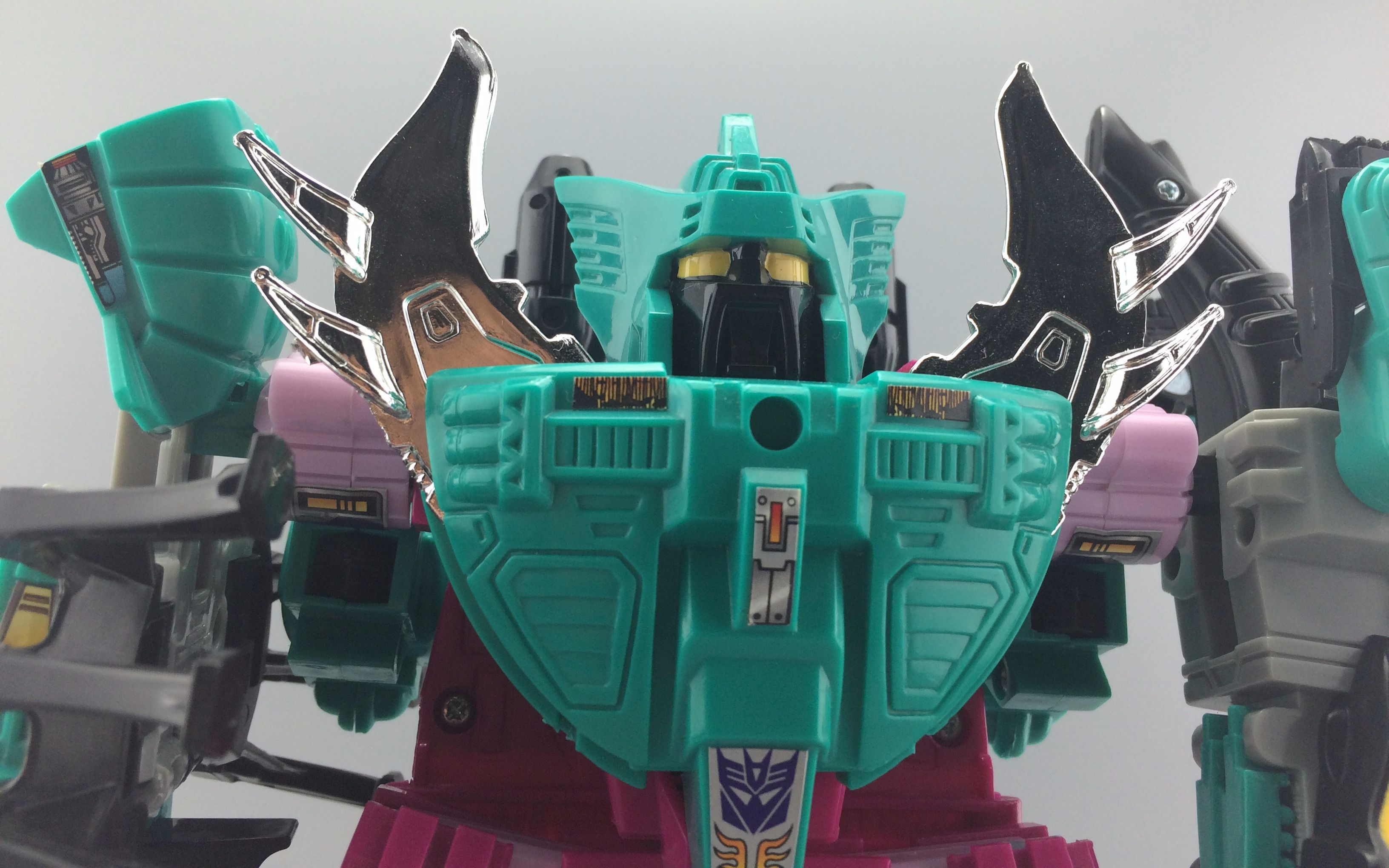 蓝天的tf玩具分享205下美版复刻g1海底狂魔组合篇