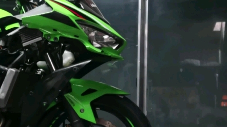 川崎ninja400更换前后轮胎,普利司通S22哔哩哔哩bilibili