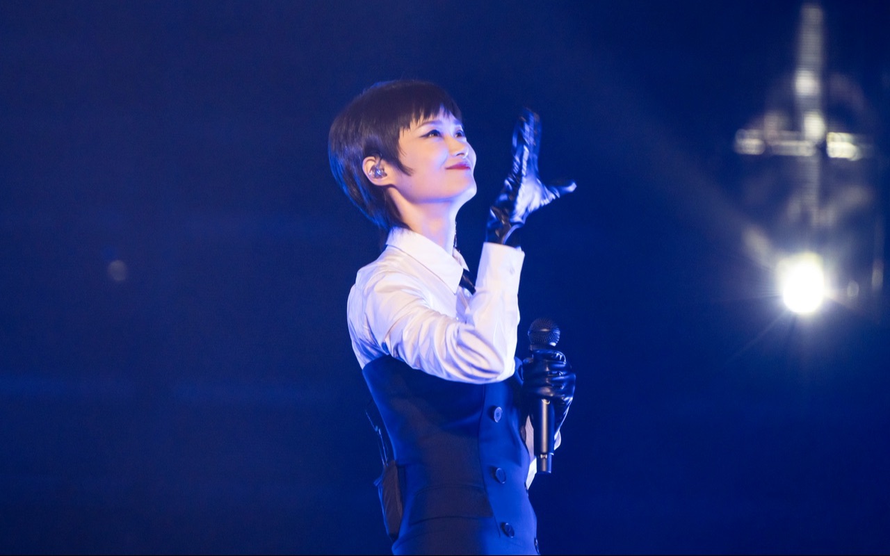 【4k】李宇春周末愉快演唱会-《哇remix人间乐园》