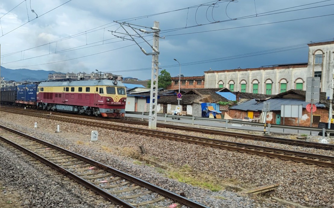 【8.11顺昌站】站调牵引集装箱货运进行折返