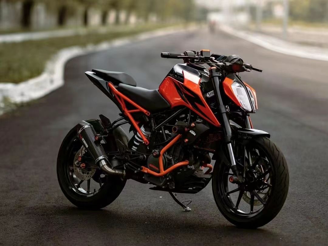 【4k原声】 坡区还有这种路! ktm250duke