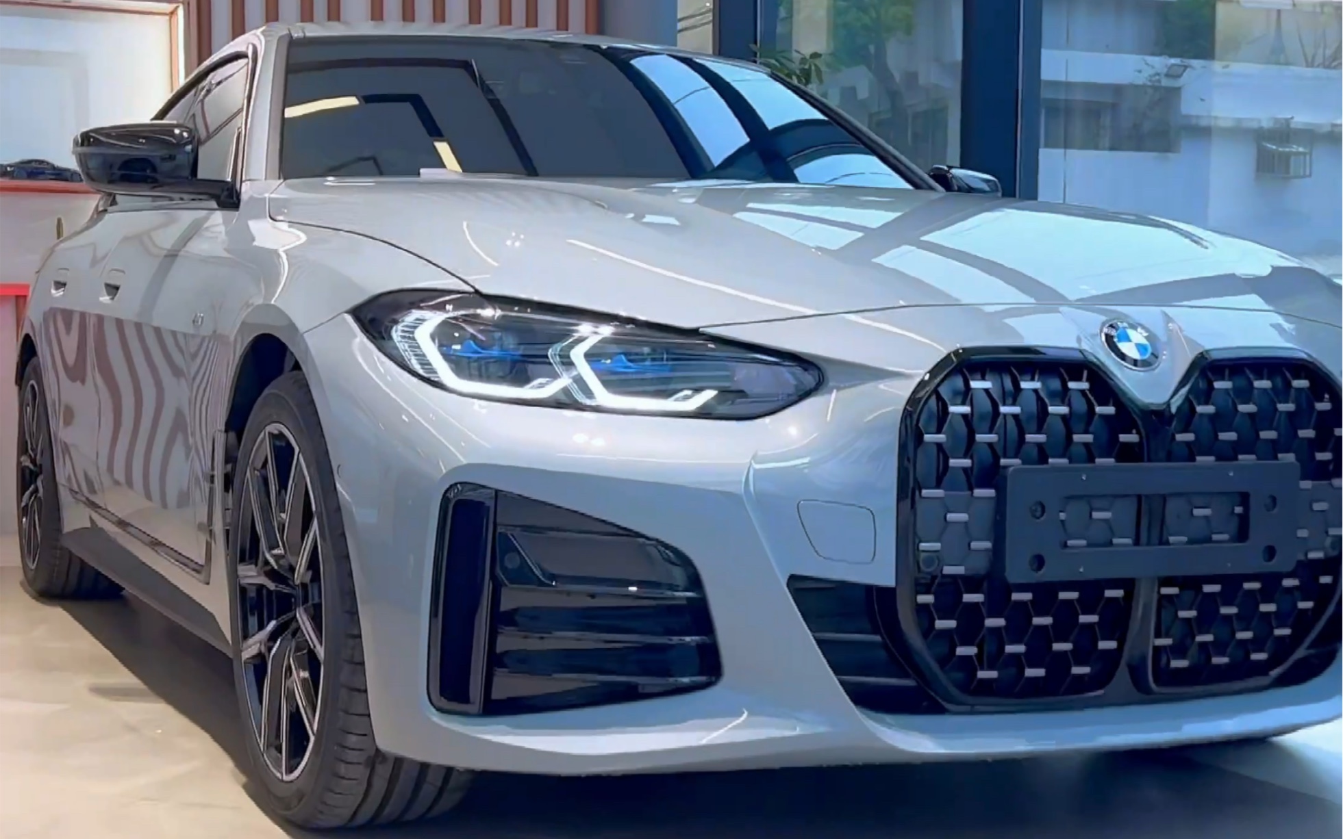 2023年给自己定一个小目标:买一辆宝马4系