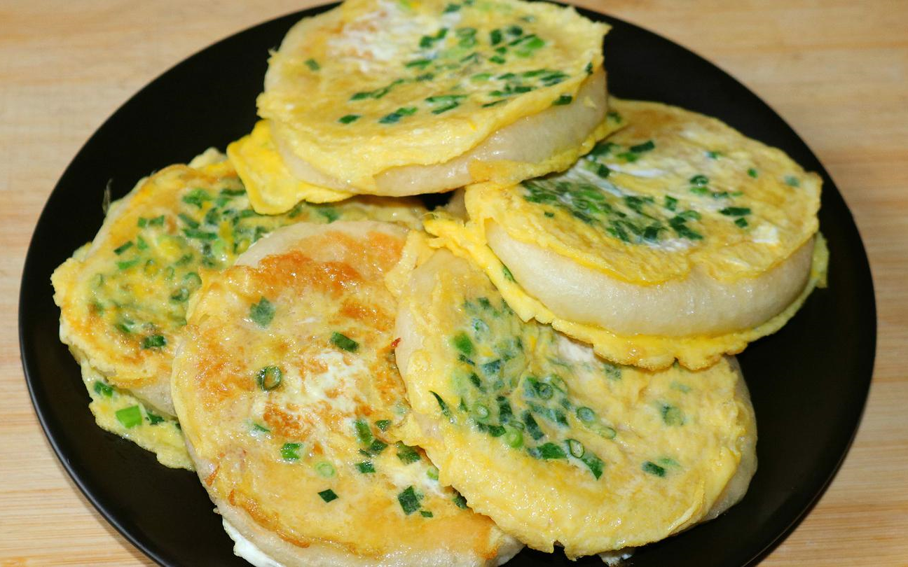 最快速早餐饼,1碗面粉,4个鸡蛋,筷子一搅,15分钟做好家人早餐