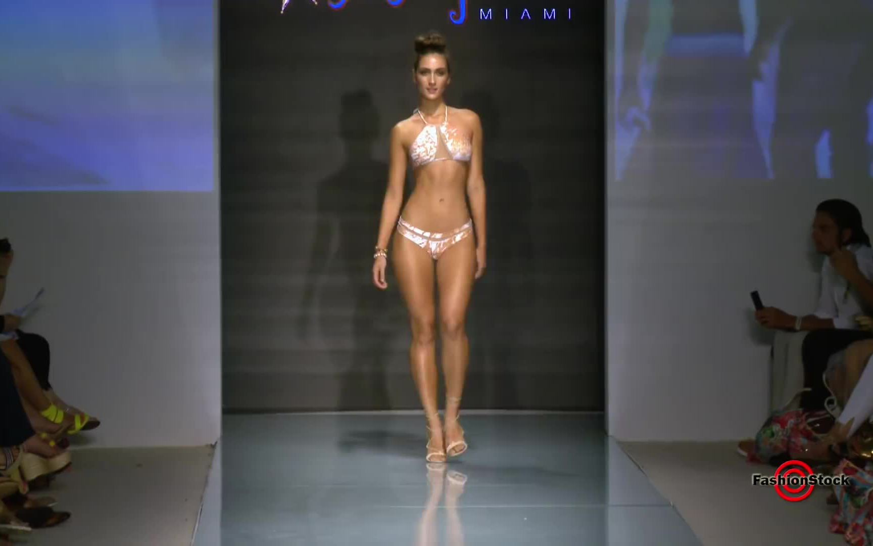 [图]Luli Fama Swimwear SS 2018 迈阿密泳装周