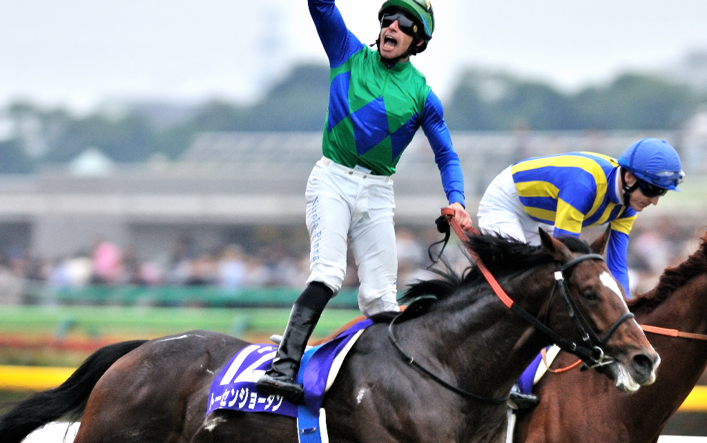 【赛马】天皇赏(秋)(gⅠ)赛事纪录 tosen jordan(东瀛佐敦)_哔哩哔哩