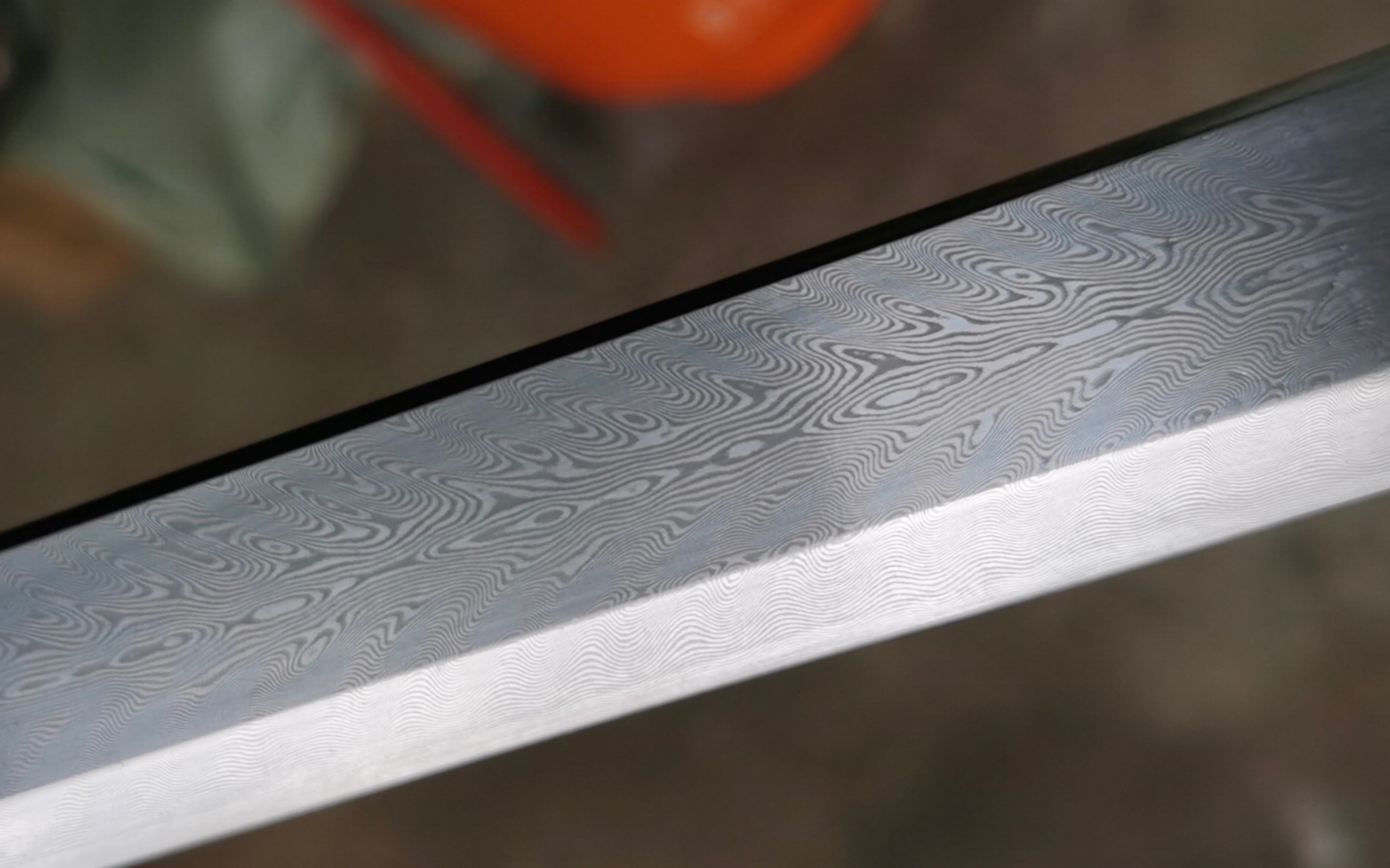 一把用花纹钢制作的仿羽毛纹唐刀_哔哩哔哩_bilibili