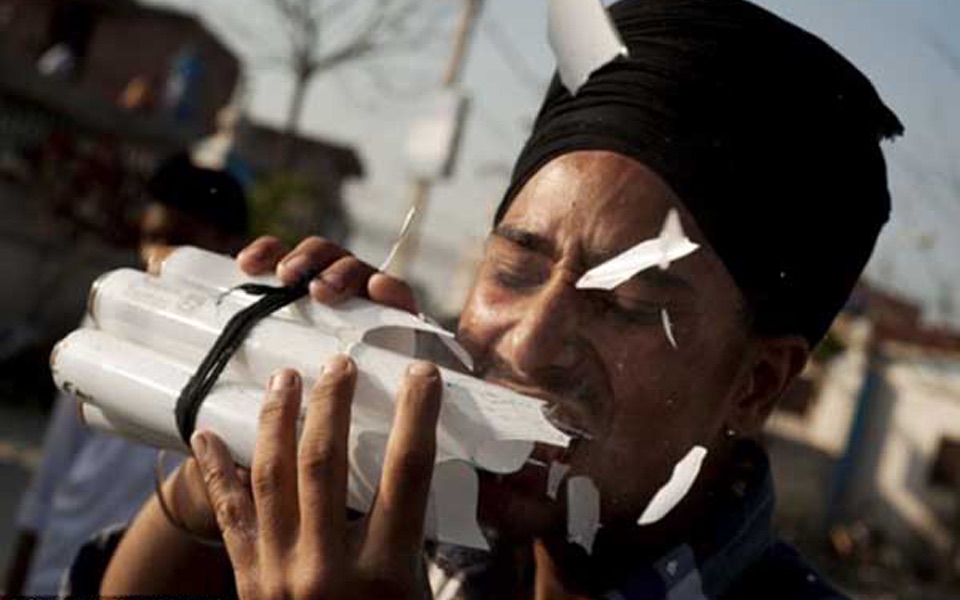 男子的花样作死之旅,网友们都炸锅了-零客创享-零客创享-哔哩哔哩视频