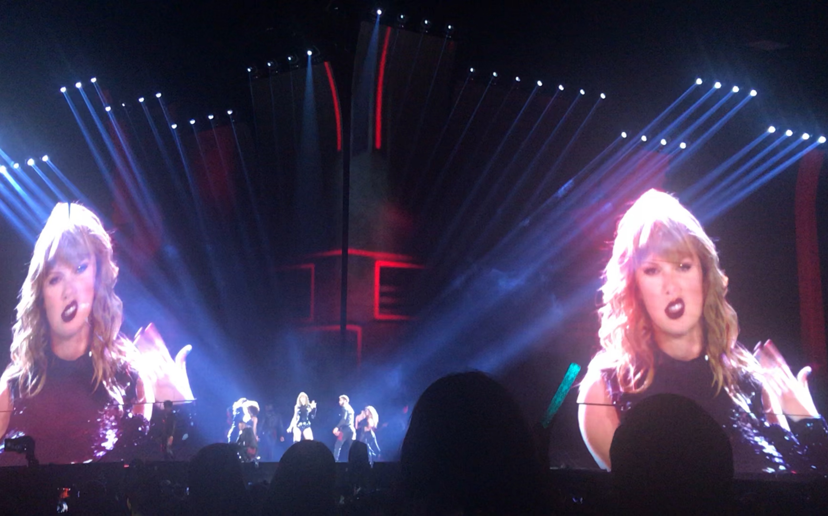 【Taylor Swift】I did something bad Reputation tour Toronto 表情帅炸!哔哩哔哩bilibili