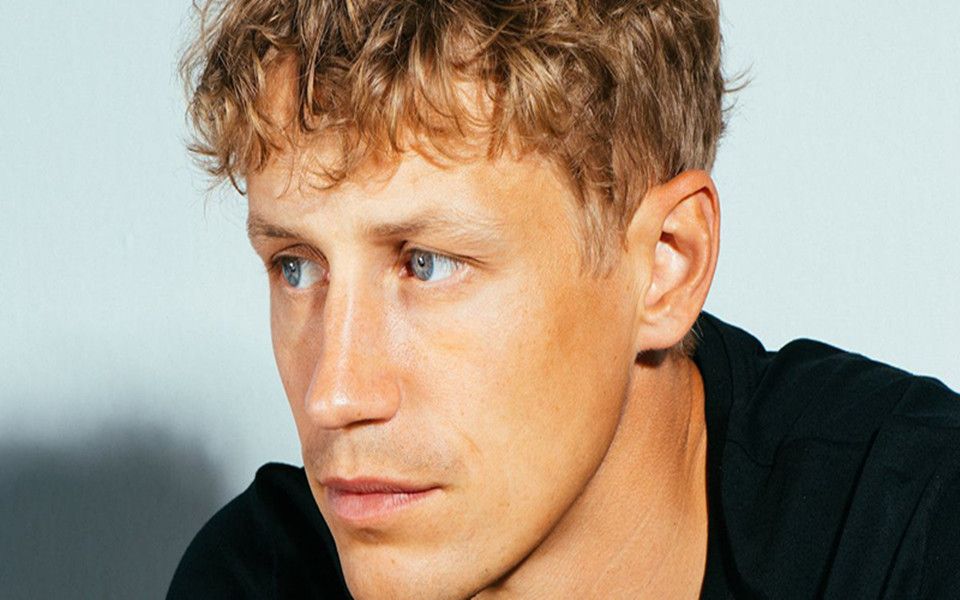 【德国创作歌手】tim bendzko新单 -高 hoch (offizielles musikvideo