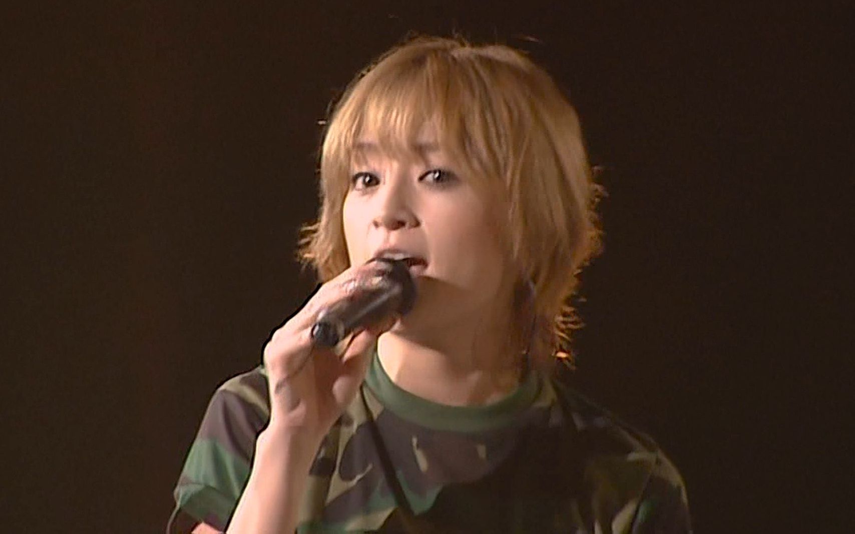 滨崎步  Boys & Girls (01.07.07.ayumi hamasaki DOME TOUR 2001)哔哩哔哩bilibili