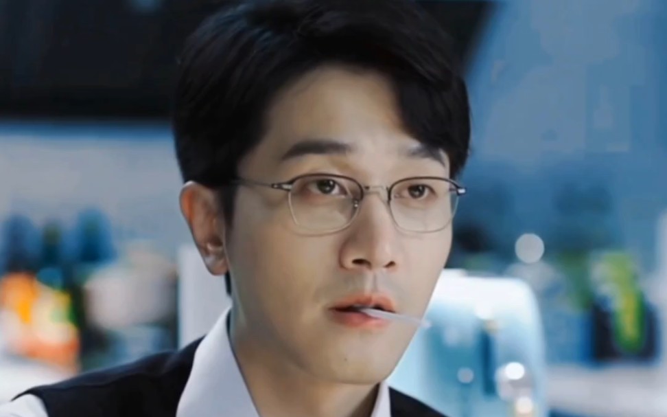 【彭冠英】假如抽烟有段位