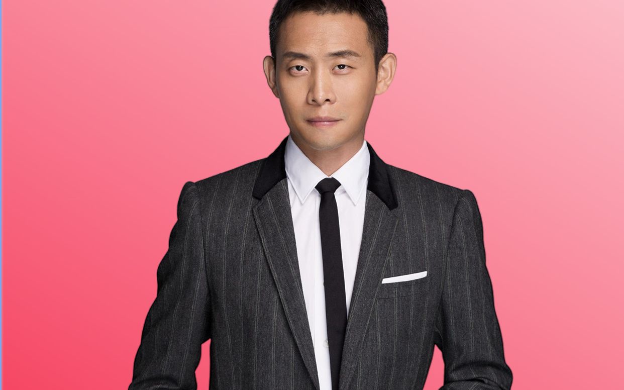 同样是饰演军人,把张译段奕宏肖战放一起对比,三人差距堪称云泥之别