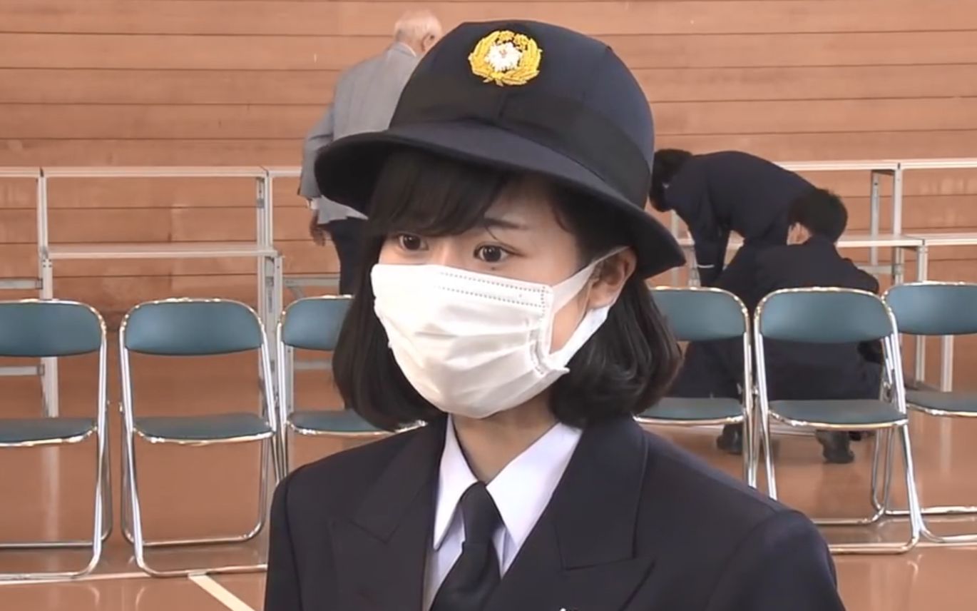 【中字】绝对要活着回来!一名合格日本女消防员是如何育成的?